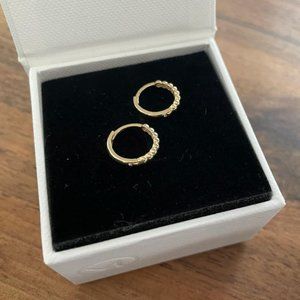 Mejuri Beaded Huggie Hoops